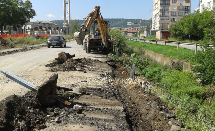 INFRA HOLDING REPAIRS MAIN BOULEVARD IN MONTANA